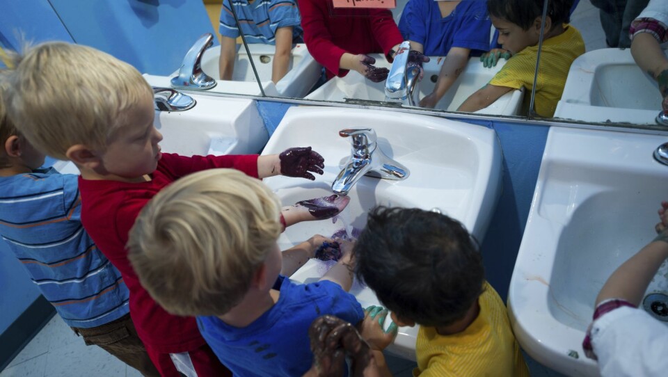 Bedre håndhygiene i barnehagene fører til mindre diaré og færre luftveis­infeksjoner, noe som igjen fører til at barna blir mindre syke.