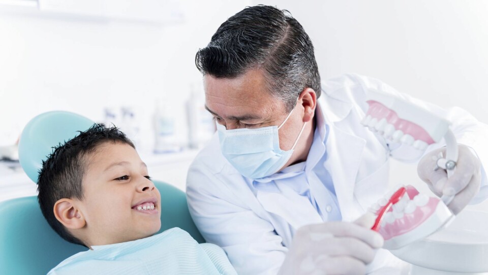 Mener foreldres inntekt avgjørende for barnas tannhelse.