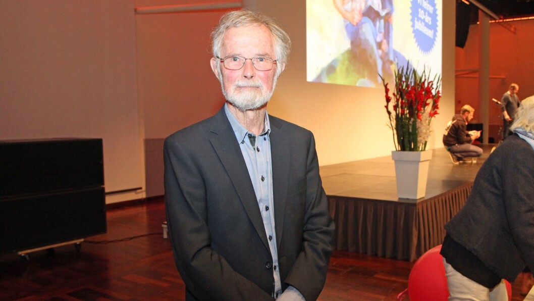 Per Schultz Jørgensen er dansk barnehagelærer, psykolog, forfatter og professor. På konferansen «Med framtiden på fanget» i regi av Utviklingsforum og Barnehageforum, ga han en 650 barnehagefolk helt konkrete tiltak for å styrke barns karakter via struktur og ansvar. Per Schultz Jørgensen er dansk barnehagelærer, psykolog, forfatter og professor. På konferansen «Med framtiden på fanget» i regi av Utviklingsforum og Barnehageforum, ga han en 650 barnehagefolk helt konkrete tiltak for å styrke barns karakter via struktur og ansvar.