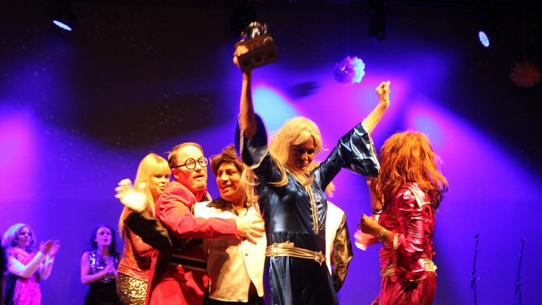 Feiret i feiring: Abba vant melodifestivalen under Lille Frøbels tiårsfeiring. Feiret i feiring: Abba vant melodifestivalen under Lille Frøbels tiårsfeiring.