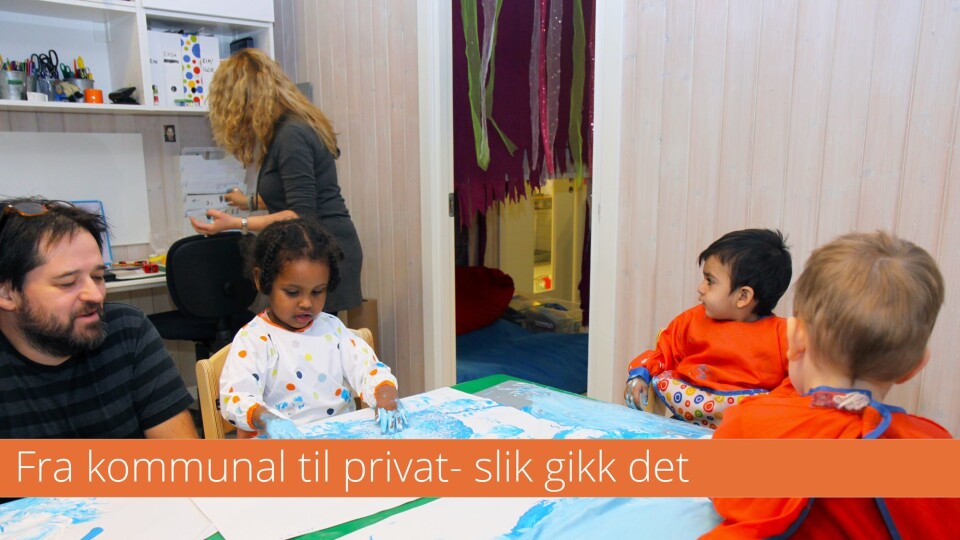Nils-Ole Vollan er daglig leder i Lindebergstua Kanvas barnehage, og gikk fra å være regionsleder i Kanvas til lederstilling i barnehagen 1. august i fjor. Han beskriver prosessen i forkant av salget som tøff for de ansatte. Her er han sammen med Ruben Eliassen (2), Ayan Abbas (2) og Kamil Afroze (1).