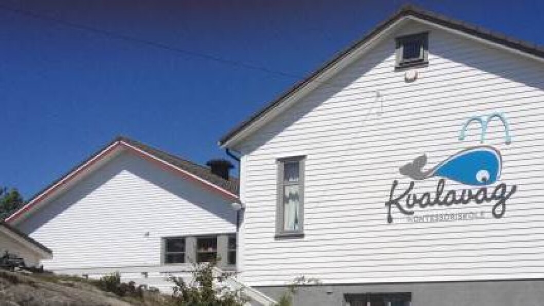Kvalavåg barnehage ligger i samme bygning som den lokale montessoriskolen. Kvalavåg barnehage ligger i samme bygning som den lokale montessoriskolen.
