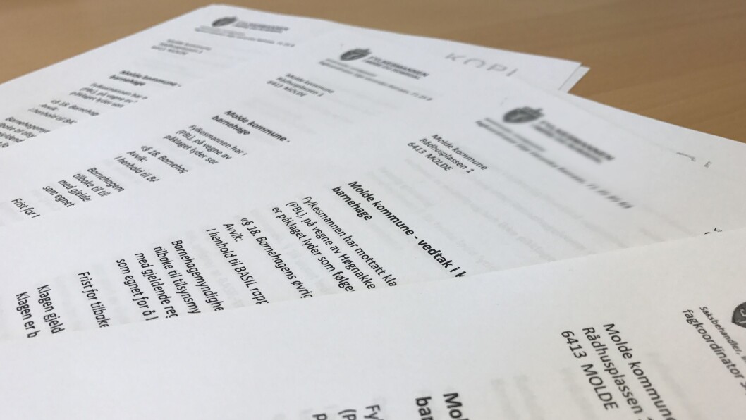 Fylkesmannen i Møre og Romsdal opphever alle vedtakene fra Molde kommune om å kreve økt bemanning i fire barnehager. Fylkesmannen i Møre og Romsdal opphever alle vedtakene fra Molde kommune om å kreve økt bemanning i fire barnehager.