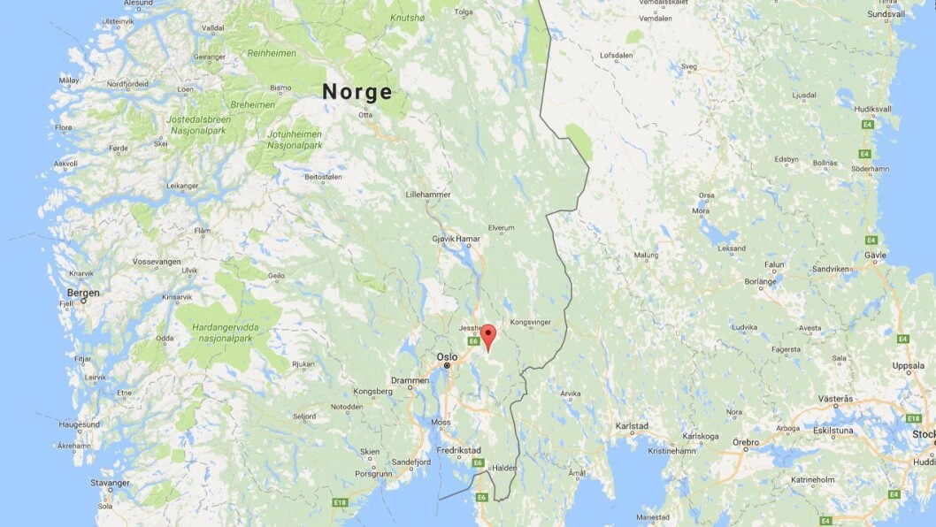 Romerike ligger i Akershus fylke som omfatter tretten kommuner: Nannestad, Hurdal, Eidsvoll, Ullensaker, Gjerdrum, Nes, Rælingen, Nittedal, Skedsmo, Lørenskog, Fet, Sørum og Aurskog-Høland. Romerike ligger i Akershus fylke som omfatter tretten kommuner: Nannestad, Hurdal, Eidsvoll, Ullensaker, Gjerdrum, Nes, Rælingen, Nittedal, Skedsmo, Lørenskog, Fet, Sørum og Aurskog-Høland.
