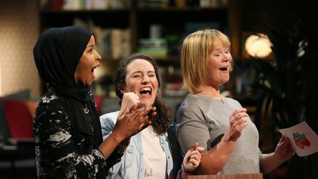 Iman Wais og Laura Diaz del Castillo og Gry Jeanette Granhaug fra Hola barnehage vant over legene i Iman Wais og Laura Diaz del Castillo og Gry Jeanette Granhaug fra Hola barnehage vant over legene i