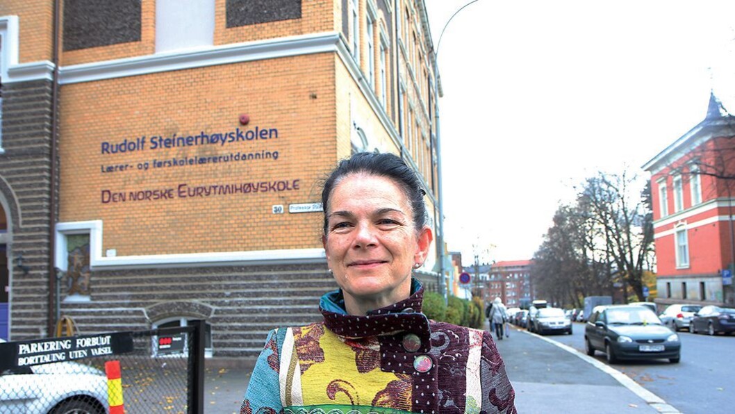 – Urimelig: Administrerende leder ved Rudolf Steinerhøyskolen, Dagny Ringheim så ikke logikken i at deres pedagoger ikke fikk bidra til å fylle pedagoghullet i norske barnehager. – Urimelig: Administrerende leder ved Rudolf Steinerhøyskolen, Dagny Ringheim så ikke logikken i at deres pedagoger ikke fikk bidra til å fylle pedagoghullet i norske barnehager.