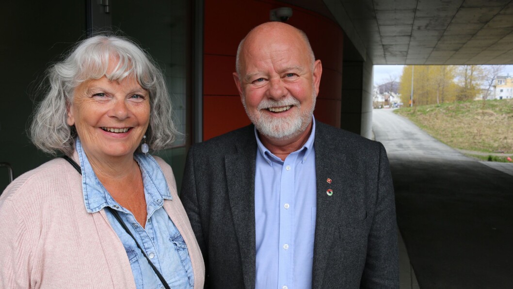 Mette Henriksen Aas i Fagforbundet og Terje Skyvulstad i Utdanningsforbundet er fornøyde med at kompetanse belønnes i mellomoppgjøret i PBL-området. Mette Henriksen Aas i Fagforbundet og Terje Skyvulstad i Utdanningsforbundet er fornøyde med at kompetanse belønnes i mellomoppgjøret i PBL-området.