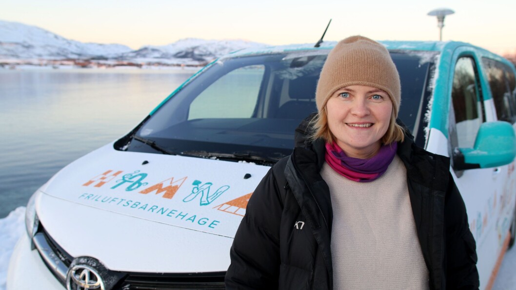 Styrer Vibeke Brattli i Hamna friluftsbarnehage i Tromsø hyret inn et designbyrå for å gi markedsføringen en dytt. Nå ser hun resultatene. Styrer Vibeke Brattli i Hamna friluftsbarnehage i Tromsø hyret inn et designbyrå for å gi markedsføringen en dytt. Nå ser hun resultatene.