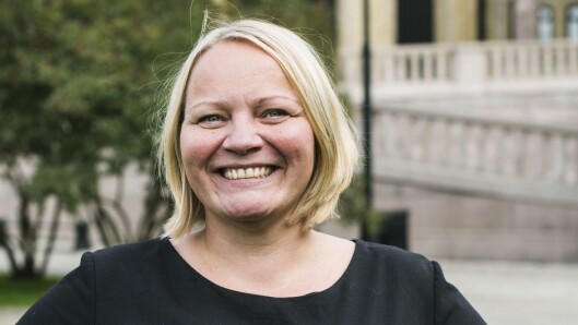 SVs Mona Fagerås er vert og ordstyrer under arrangementet. SVs Mona Fagerås er vert og ordstyrer under arrangementet.