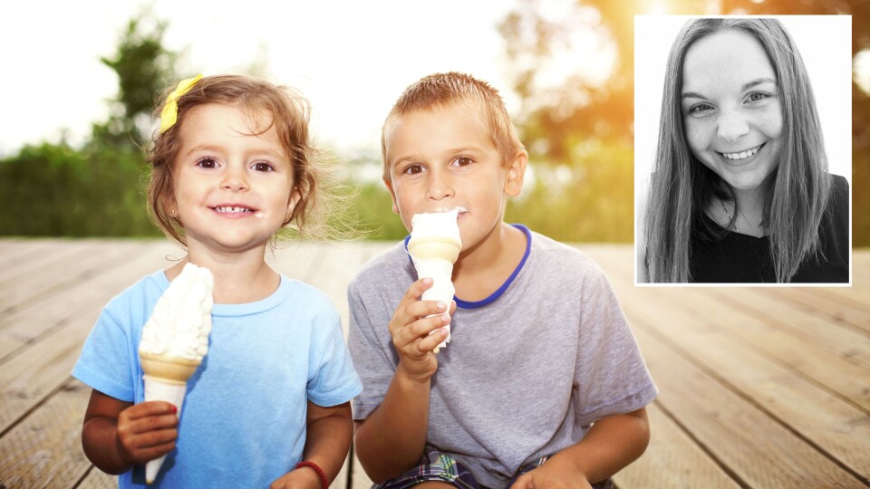 «Barna spør om is, men mamma må ta bilde av det først. Smil før isen smelter!»