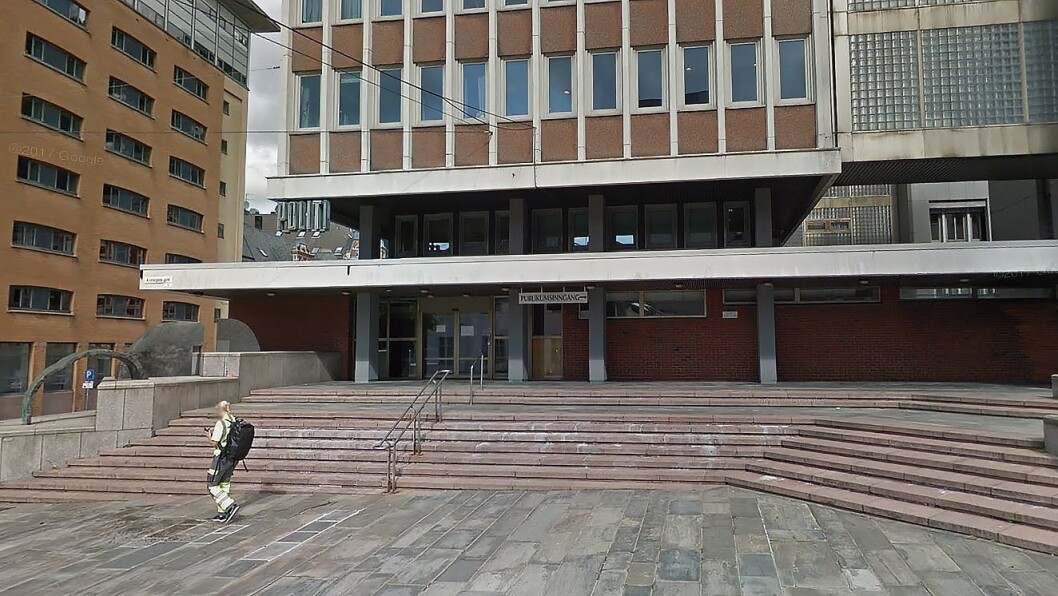 Bergen sentrum politistasjon. Bergen sentrum politistasjon.