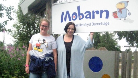 Assistent Emilie Solbakken og pedagogisk leder Jenny Gjendem i Mobarn Cecilienfryd barnehage i Molde. Assistent Emilie Solbakken og pedagogisk leder Jenny Gjendem i Mobarn Cecilienfryd barnehage i Molde.