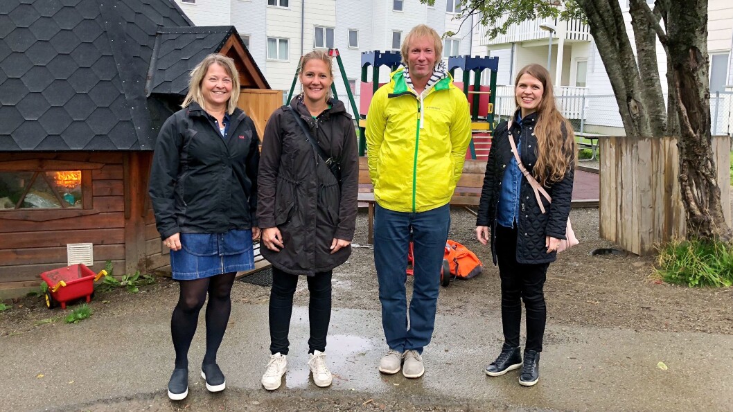 Daglig leder Merethe Tunstad i Nissebo barnehage kom med gode råd til medlem- og organisasjonsrådgiver Janne Melbye Gillgren og fagrådgiver Per Erik Schulze i Naturvernforbundet, og prosjektleder PBL plast- og giftfrie barnehager Christine Klippenvåg Nordgård. Daglig leder Merethe Tunstad i Nissebo barnehage kom med gode råd til medlem- og organisasjonsrådgiver Janne Melbye Gillgren og fagrådgiver Per Erik Schulze i Naturvernforbundet, og prosjektleder PBL plast- og giftfrie barnehager Christine Klippenvåg Nordgård.