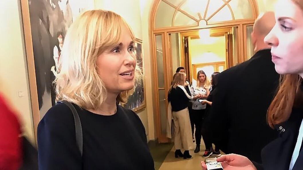 PBL-direktør Anne Lindboe var på plass på Stortinget i forbindelse med framleggelsen av regjeringens forslag til statsbudsjett. PBL-direktør Anne Lindboe var på plass på Stortinget i forbindelse med framleggelsen av regjeringens forslag til statsbudsjett.