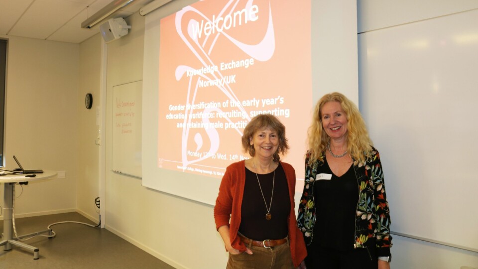 Prosjektleder Jo Warin ved Lancaster University (venstre) og dosent Kari Emilsen ved DMMH (høyre). Her sammen på DMMH under britenes besøk i Norge.
