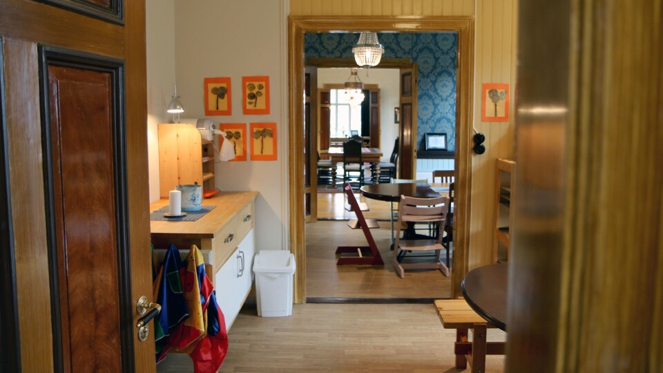 Å ta vare på interiør og gjenstander skaper sammenheng mellom tidligere tider og nåtid. Men bygget skal ikke være noe museum, understreker Ann-Elisabeth.