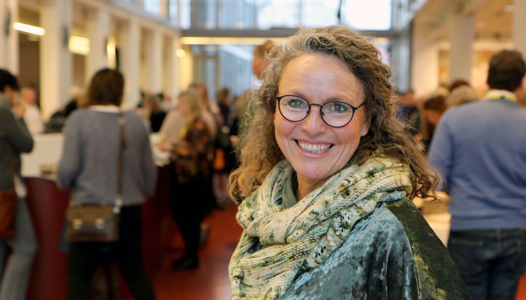 Kristin Danielsen Wolf er forsker og visedekan ved barnehagelærerutdanningene ved Universitet i Sørøst-Norge, og har skrevet doktorgradsavhandling om foreldres syn på kvalitet i barnehagen, og hvordan de samarbeider med barnehagen. Kristin Danielsen Wolf er forsker og visedekan ved barnehagelærerutdanningene ved Universitet i Sørøst-Norge, og har skrevet doktorgradsavhandling om foreldres syn på kvalitet i barnehagen, og hvordan de samarbeider med barnehagen.