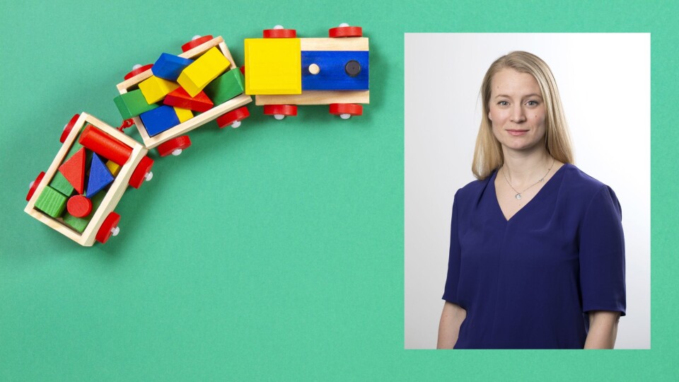 Statssekretær Rikke Høistad Sjøberg (H) sier til Utdanningsnytt at de nå vil se på regelverket for familiebarnehager for å sikre barna det de har krav på av oppfølging og kvalitet.