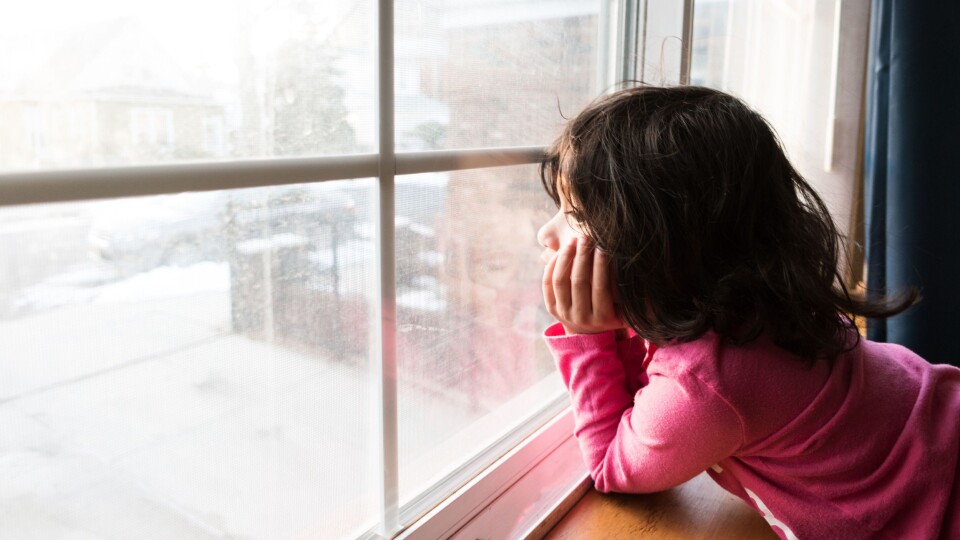 «Stine er god til å dagdrømme, da slipper hun alle tankene løs og lar fantasien løpe løpsk.»