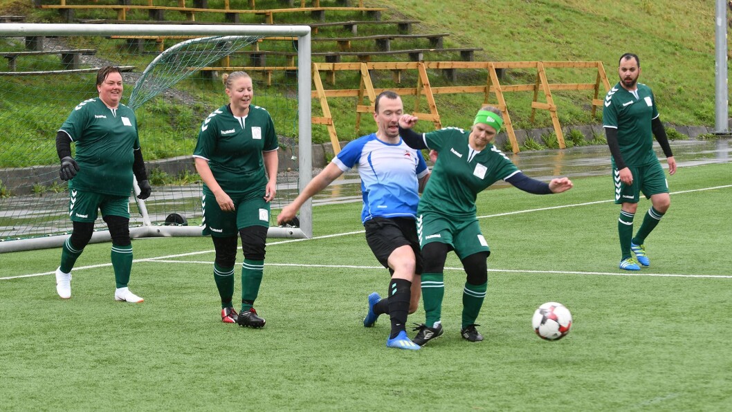 – Selv om dette er et prestisjefylt mesterskap preget av tidvis sterkt konkurranseinstinkt, er dette mesterskapet hvor det er lov å være best uten ball, sier Jostein Wahl i Begeistringsutvalget til Faaberg Fotball. – Selv om dette er et prestisjefylt mesterskap preget av tidvis sterkt konkurranseinstinkt, er dette mesterskapet hvor det er lov å være best uten ball, sier Jostein Wahl i Begeistringsutvalget til Faaberg Fotball.