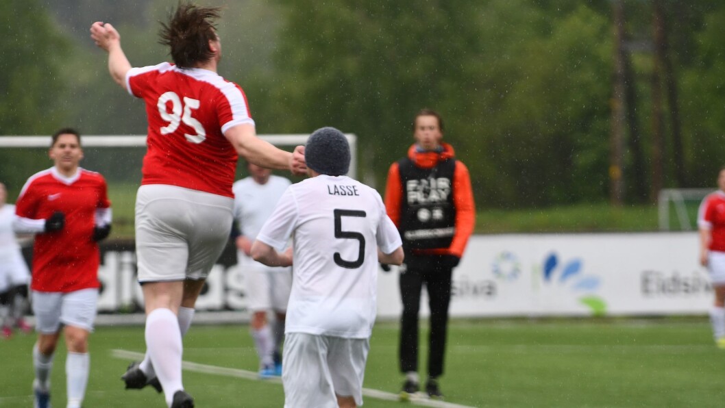 Lørdag 1. juni var barnehageansatte samlet på Fåberg i Lillehammer kommune for å delta i det uoffisielle norgesmesterskapet i fotball for barnehager. Lørdag 1. juni var barnehageansatte samlet på Fåberg i Lillehammer kommune for å delta i det uoffisielle norgesmesterskapet i fotball for barnehager.