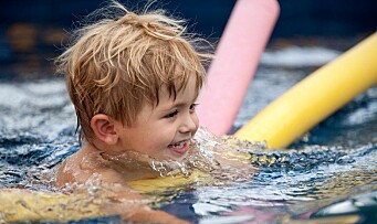 Svømmeopplæring i barnehagen og bemanningssituasjonen