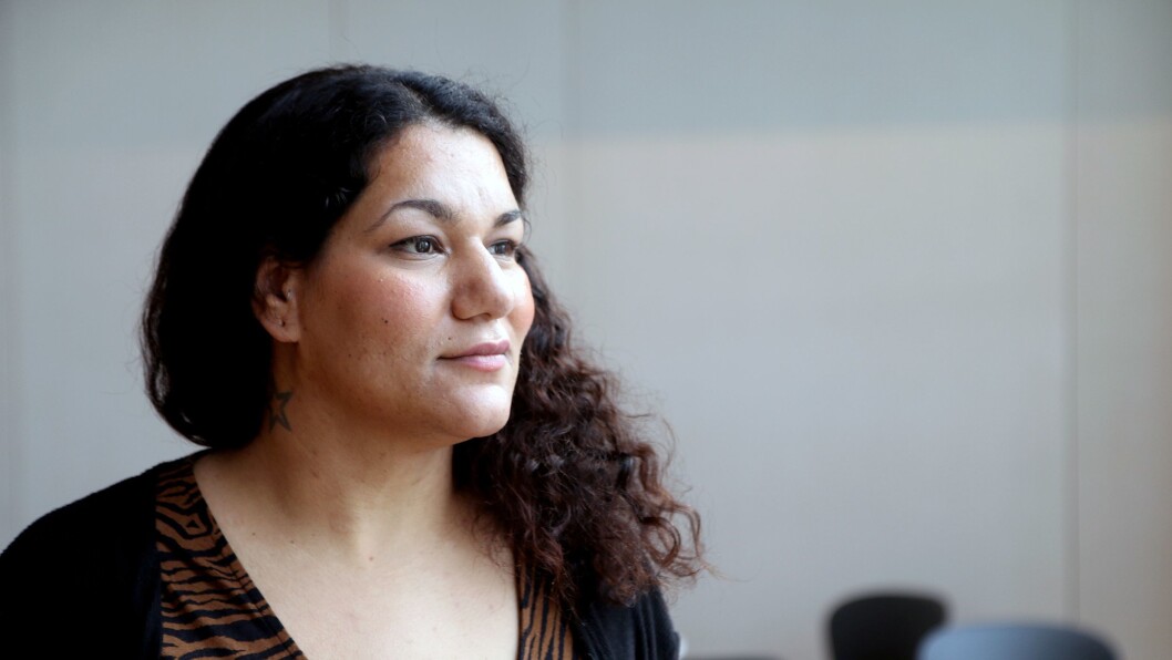 – Barna trenger å oppleve tillit, at dere er der og virkelig bryr dere helt inn i hjertet. At dere er ydmyke og lydhøre. Har dere en mistanke, må dere stille spørsmålene flere ganger, og ikke gi dere. Og dere må aldri i verden slutte å lete og se etter tegnene, sier Angelica Kjos. – Barna trenger å oppleve tillit, at dere er der og virkelig bryr dere helt inn i hjertet. At dere er ydmyke og lydhøre. Har dere en mistanke, må dere stille spørsmålene flere ganger, og ikke gi dere. Og dere må aldri i verden slutte å lete og se etter tegnene, sier Angelica Kjos.