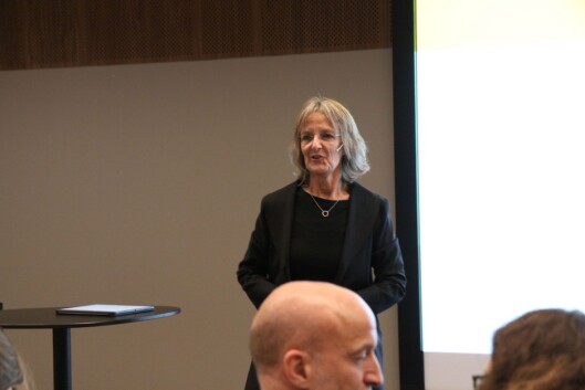 Ingrid Lund er professor i spesialpedagogikk ved Pedagogisk utviklingssenter (PULS) ved Universitetet i Agder og har forsket på mobbing i barnehage og skole. Her presenterer hun det verktøyet Dialogmodellen. Ingrid Lund er professor i spesialpedagogikk ved Pedagogisk utviklingssenter (PULS) ved Universitetet i Agder og har forsket på mobbing i barnehage og skole. Her presenterer hun det verktøyet Dialogmodellen.