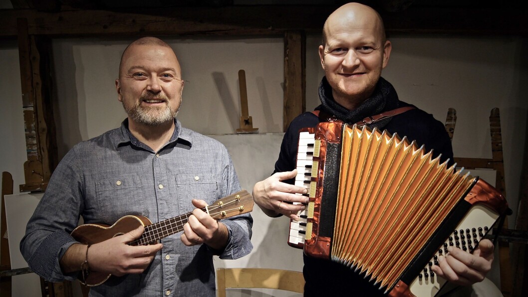 Ola Gresseth og Torkell Sørensen driver familiebarnehage sammen - og har gitt ut både bok og ny musikk for de aller minste. Ola Gresseth og Torkell Sørensen driver familiebarnehage sammen - og har gitt ut både bok og ny musikk for de aller minste.