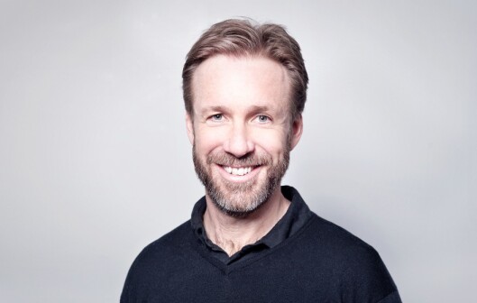 Thomas Giertsen er en av Norges mest kjente humorister og kommer til Barnehage 2020. I det muntre og samtidig tankevekkende foredraget «Hvorfor mislykkes flinke folk?» gir Thomas deg forståelsen av hvorfor noen lykkes og andre ikke gjør det – og hva som skal til for å legge forholdene best mulig til rette for å lykkes med det man holder på med. Thomas Giertsen er en av Norges mest kjente humorister og kommer til Barnehage 2020. I det muntre og samtidig tankevekkende foredraget «Hvorfor mislykkes flinke folk?» gir Thomas deg forståelsen av hvorfor noen lykkes og andre ikke gjør det – og hva som skal til for å legge forholdene best mulig til rette for å lykkes med det man holder på med.