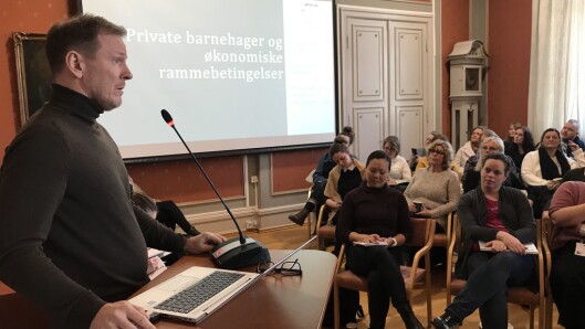 Bjørn Kato Winther fra PBL snakket om de økonomiske rammebetingelsene til private barnehager. Bjørn Kato Winther fra PBL snakket om de økonomiske rammebetingelsene til private barnehager.