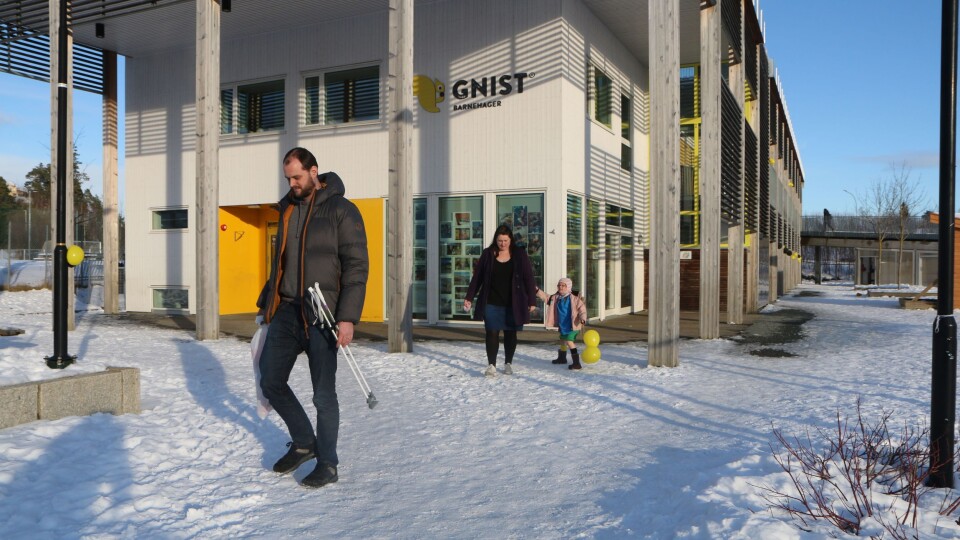 Den siste dagen. Mandag må Morten og Torild Sletta-Heimdal belage seg på at datteren Anna (4, snart 5) får en ny hverdag, i en ny barnehage.