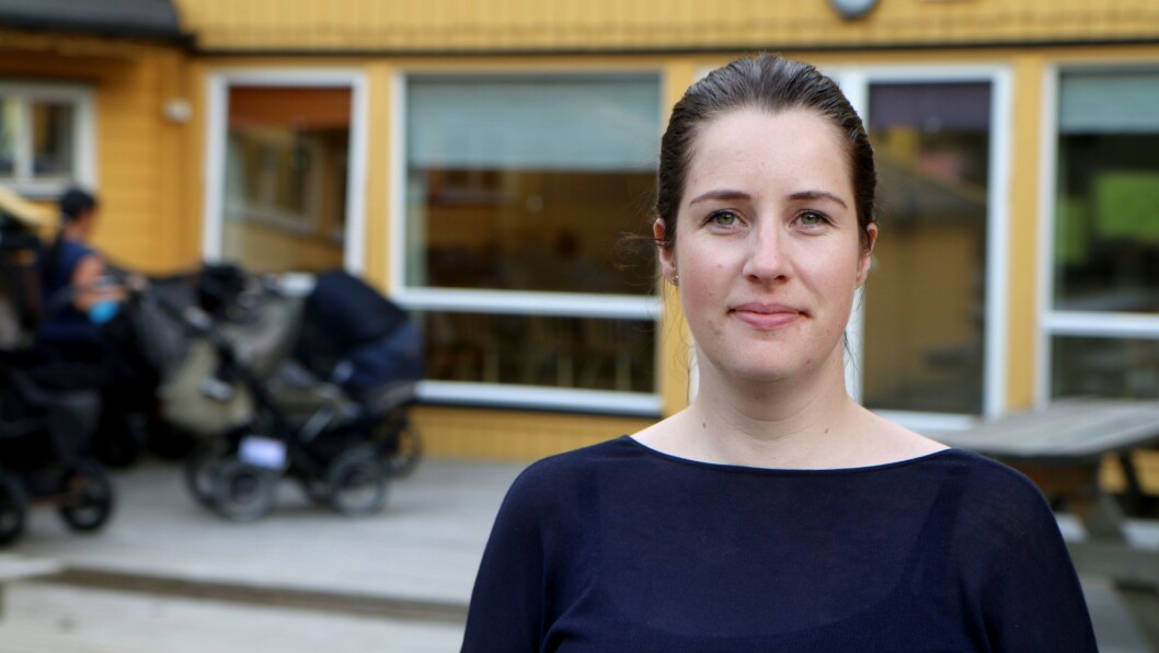 – Jeg savner en diskusjon rundt de etiske utfordringene vi står ovenfor i tiden fremover. Spesielt i forhold til de yngste barna, sier styrer Mette Pedersen Seljenes i Læringsverkstedet Knerten barnehage i Bodø – Jeg savner en diskusjon rundt de etiske utfordringene vi står ovenfor i tiden fremover. Spesielt i forhold til de yngste barna, sier styrer Mette Pedersen Seljenes i Læringsverkstedet Knerten barnehage i Bodø