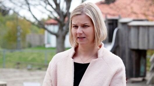 Kunnskaps- og integreringsminister Guri Melby er bekymret over at så mange barn var hjemme den første tiden etter gjenåpningen av barnehagene. Kunnskaps- og integreringsminister Guri Melby er bekymret over at så mange barn var hjemme den første tiden etter gjenåpningen av barnehagene.