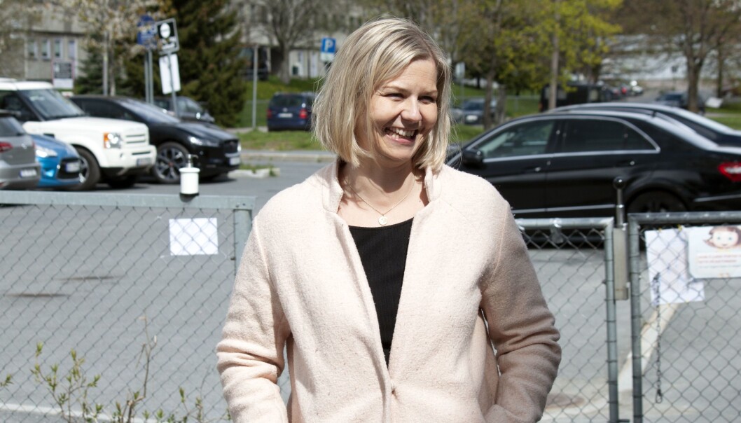 Kunnskaps- og integreringsminister Guri Melby (V) vil gi barnehager en lovpålagt plikt til å vurdere barns norskkunnskaper. Kunnskaps- og integreringsminister Guri Melby (V) vil gi barnehager en lovpålagt plikt til å vurdere barns norskkunnskaper.