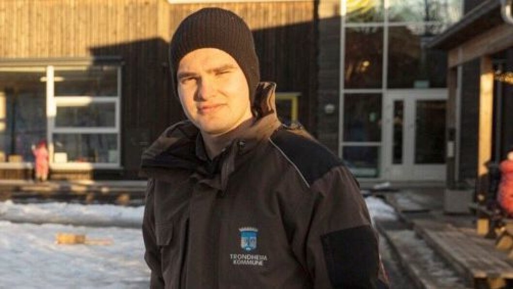 Marius Emil Kjørstad er pedagogisk leder i Nardo barnehage i Trondheim. Marius Emil Kjørstad er pedagogisk leder i Nardo barnehage i Trondheim.