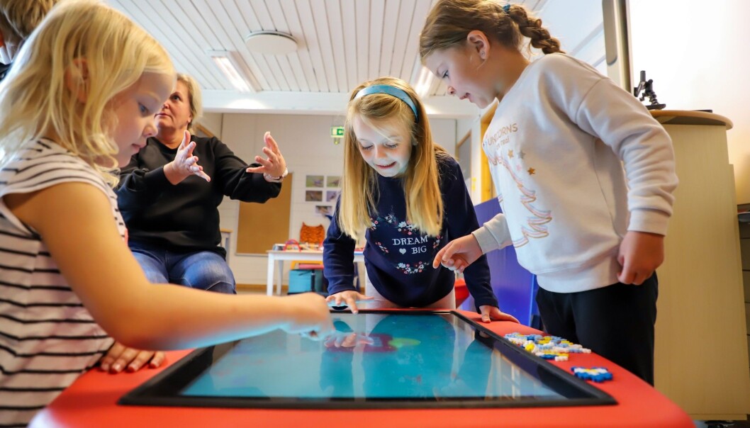 DIGITAL: Barna i de kommunale barnehagene i Sandnes blir kjent med digitale hjelpemidler. DIGITAL: Barna i de kommunale barnehagene i Sandnes blir kjent med digitale hjelpemidler.