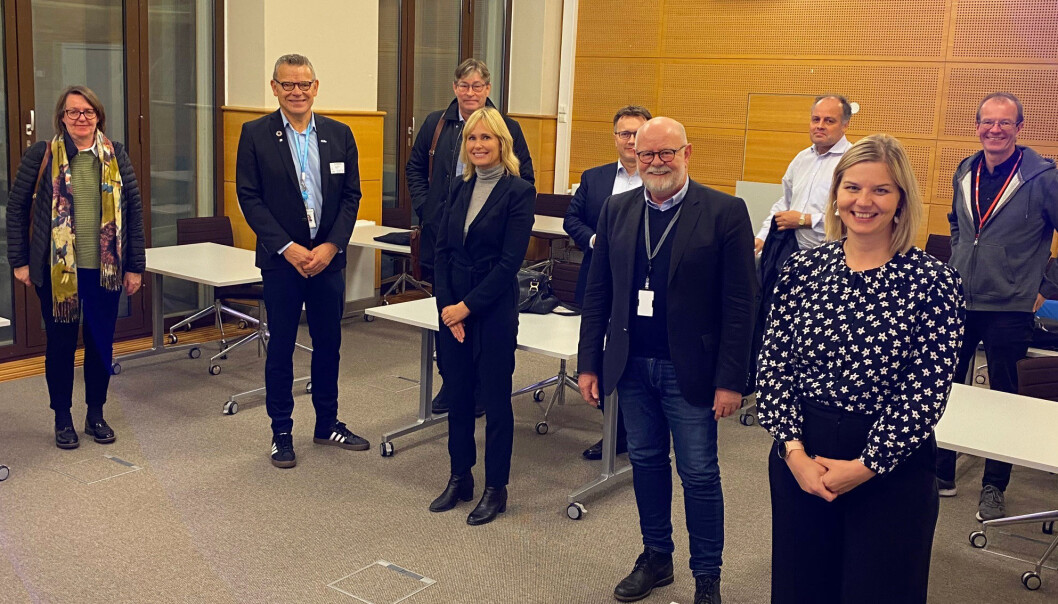 Fagforeningene Fagforbundet, Delta og Utdanningsforbundet møtte, sammen med PBL, kunnskapsminister Guri Melby Fagforeningene Fagforbundet, Delta og Utdanningsforbundet møtte, sammen med PBL, kunnskapsminister Guri Melby