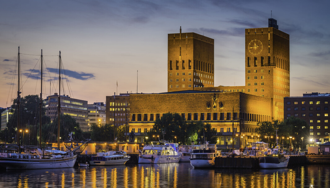 Oslo kommune har varslet søksmål mot staten, hvis ikke Fylkesmannen i Oslo og Vikens vedtak om tilskuddsberegning blir endret. Oslo kommune har varslet søksmål mot staten, hvis ikke Fylkesmannen i Oslo og Vikens vedtak om tilskuddsberegning blir endret.