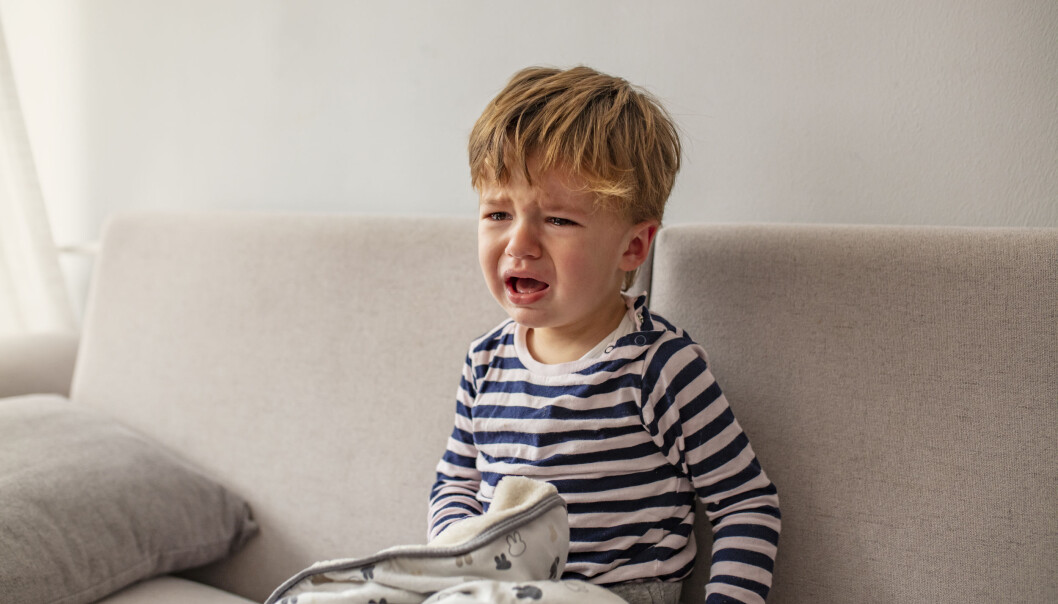 Hovedsymptomet ved norovirusinfeksjon hos barn er oppkast, met kan være mange årsaker til at barn kaster opp eller har diaré, skriver FHI på sine hjemmesider. Nå er uansett omgangssyken over oss. Hovedsymptomet ved norovirusinfeksjon hos barn er oppkast, met kan være mange årsaker til at barn kaster opp eller har diaré, skriver FHI på sine hjemmesider. Nå er uansett omgangssyken over oss.