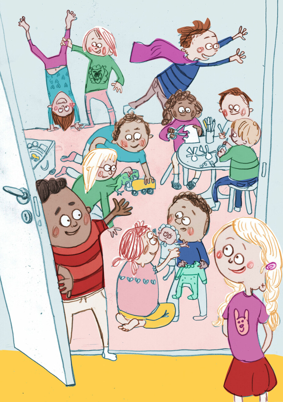 Illustrasjonene er laget av illustratør og barnebokforfatter Camilla Kuhn. – Det har vært spennende å samarbeide med en kunstner. Hun har greid å fange barnas hverdag i sine illustrasjoner, sier styrer Jorunn Indrevik.