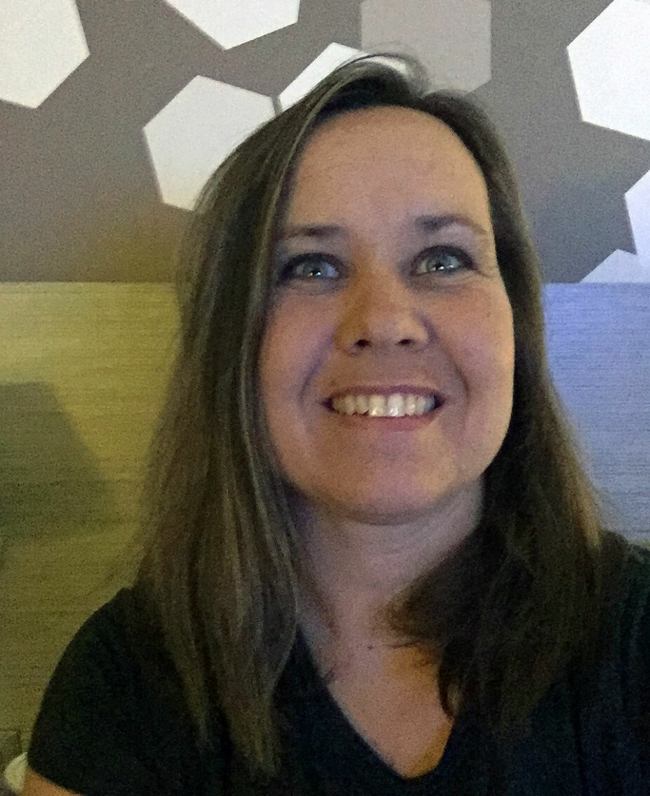 Aina Wøien er daglig leder i Nærsnes Kystbarnehage og masterstudent i barnehagekunnskap ved Oslo Met.