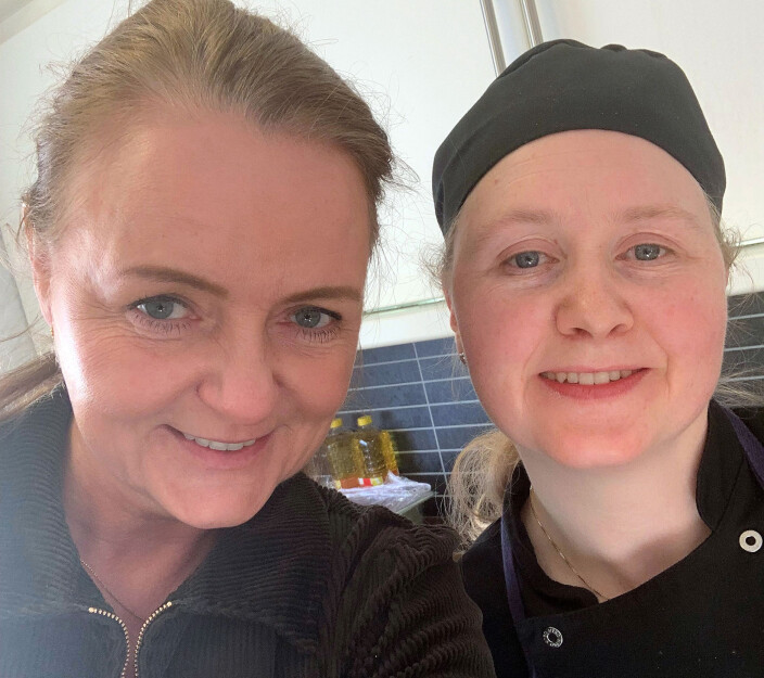 <span class=" italic" data-lab-italic_desktop="italic">Styrer Heidi Kristine Larsen (til venstre) har lenge hatt en drøm om å kunne ansette en som Henriette Vogter. I fjor kunne hun gjøre alvor av drømmen.</span> <span class=" italic" data-lab-italic_desktop="italic">Styrer Heidi Kristine Larsen (til venstre) har lenge hatt en drøm om å kunne ansette en som Henriette Vogter. I fjor kunne hun gjøre alvor av drømmen.</span>