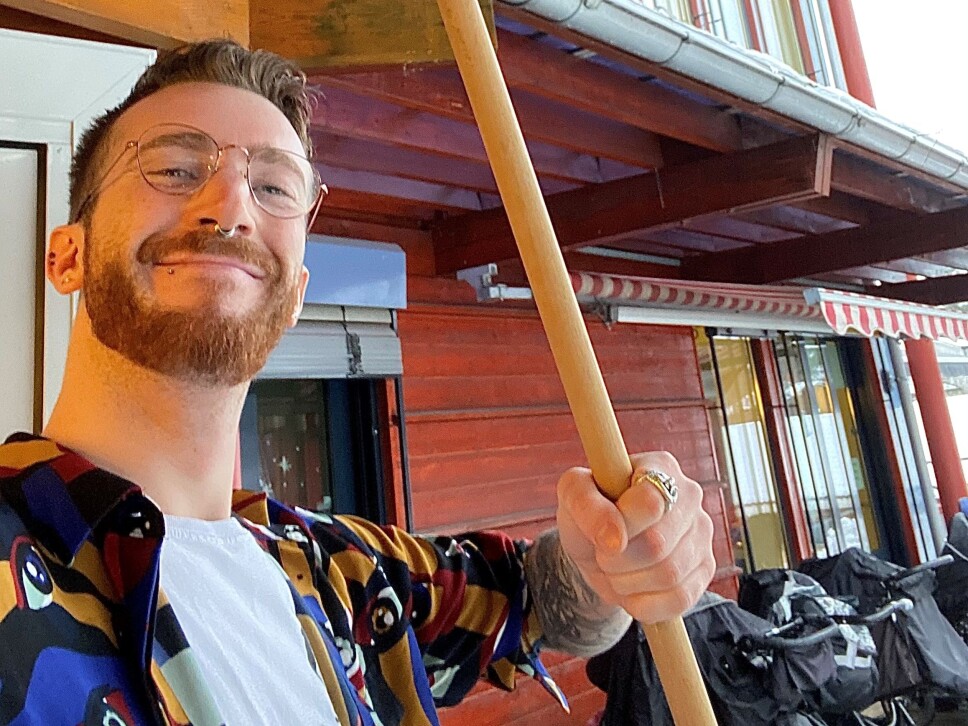 – Jeg har grått flere ganger av utmattelse og oppgitthet det siste året enn jeg noensinne har gjort, fordi jeg bryr meg om jobben min, fordi jeg ønsker å gjøre det beste og syns det er provoserende at smittevern i barnehagene ikke blir tatt alvorlig nok, skriver Nicolai Paul Celdran-Johannessen.