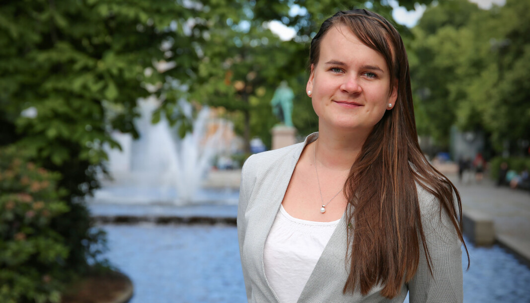 Marit Knutsdatter Strand (Sp) mener statsråden må komme med tydeligere krav til hvordan språkpengene skal brukes. Marit Knutsdatter Strand (Sp) mener statsråden må komme med tydeligere krav til hvordan språkpengene skal brukes.