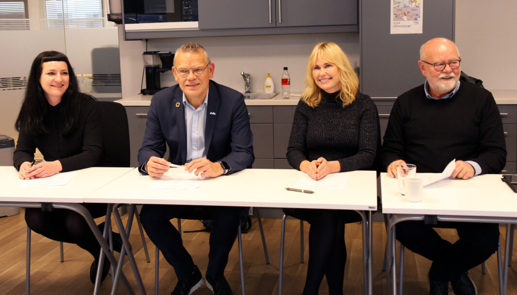 Forhandlingene i mellomoppgjøret i PBL-området ble gjennomført mandag. Fra venstre: Karianne Hansen Heien (Fagforbundet), Trond Ellefsen (Delta), Anne Lindboe (PBL) og Terje Skyvulstad (Utdanningsforbundet). Forhandlingene i mellomoppgjøret i PBL-området ble gjennomført mandag. Fra venstre: Karianne Hansen Heien (Fagforbundet), Trond Ellefsen (Delta), Anne Lindboe (PBL) og Terje Skyvulstad (Utdanningsforbundet).