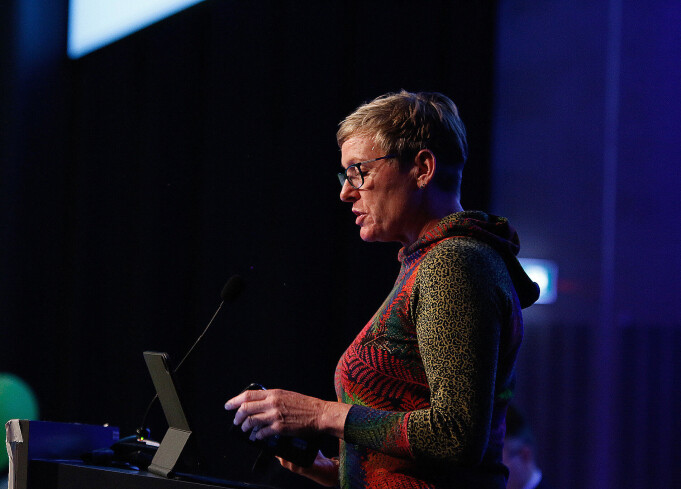 <span class=" italic" data-lab-italic_desktop="italic">Merete Bøhn-Flatås fremmet forslagene fra Barnehagealliansen under landsmøtet.</span> <span class=" italic" data-lab-italic_desktop="italic">Merete Bøhn-Flatås fremmet forslagene fra Barnehagealliansen under landsmøtet.</span>