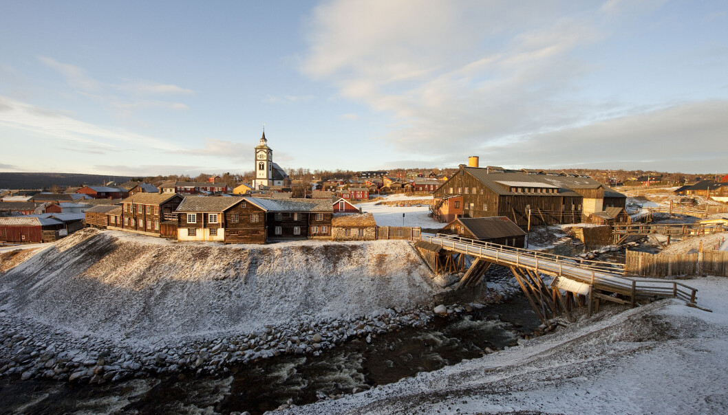 Røros kommune reduserer åpningstiden i alle de kommunale barnehagene. Røros kommune reduserer åpningstiden i alle de kommunale barnehagene.