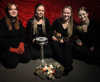 <span class=" italic" data-lab-italic_desktop="italic">Marte Johansen, Sofie Trones, Martine Naug og Marte Stendal.</span> <span class=" italic" data-lab-italic_desktop="italic">Marte Johansen, Sofie Trones, Martine Naug og Marte Stendal.</span>
