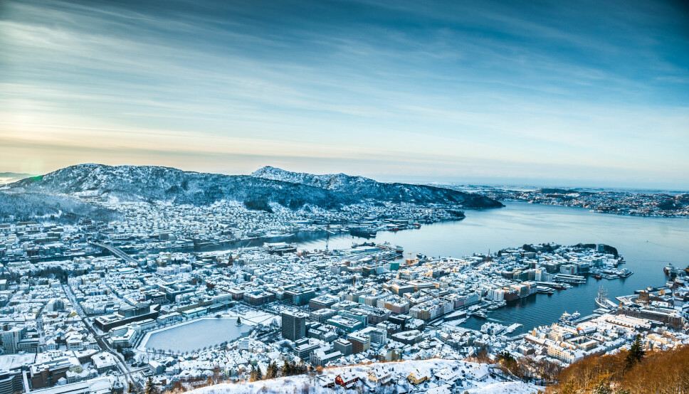 I Bergen er smittevernoverlegen bekymret over høye smittetall.